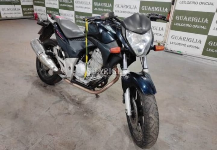 HONDA CB 300 R 2011/2012
